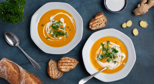 Karotten-Ingwer Suppe (vegan) - Cookinesi