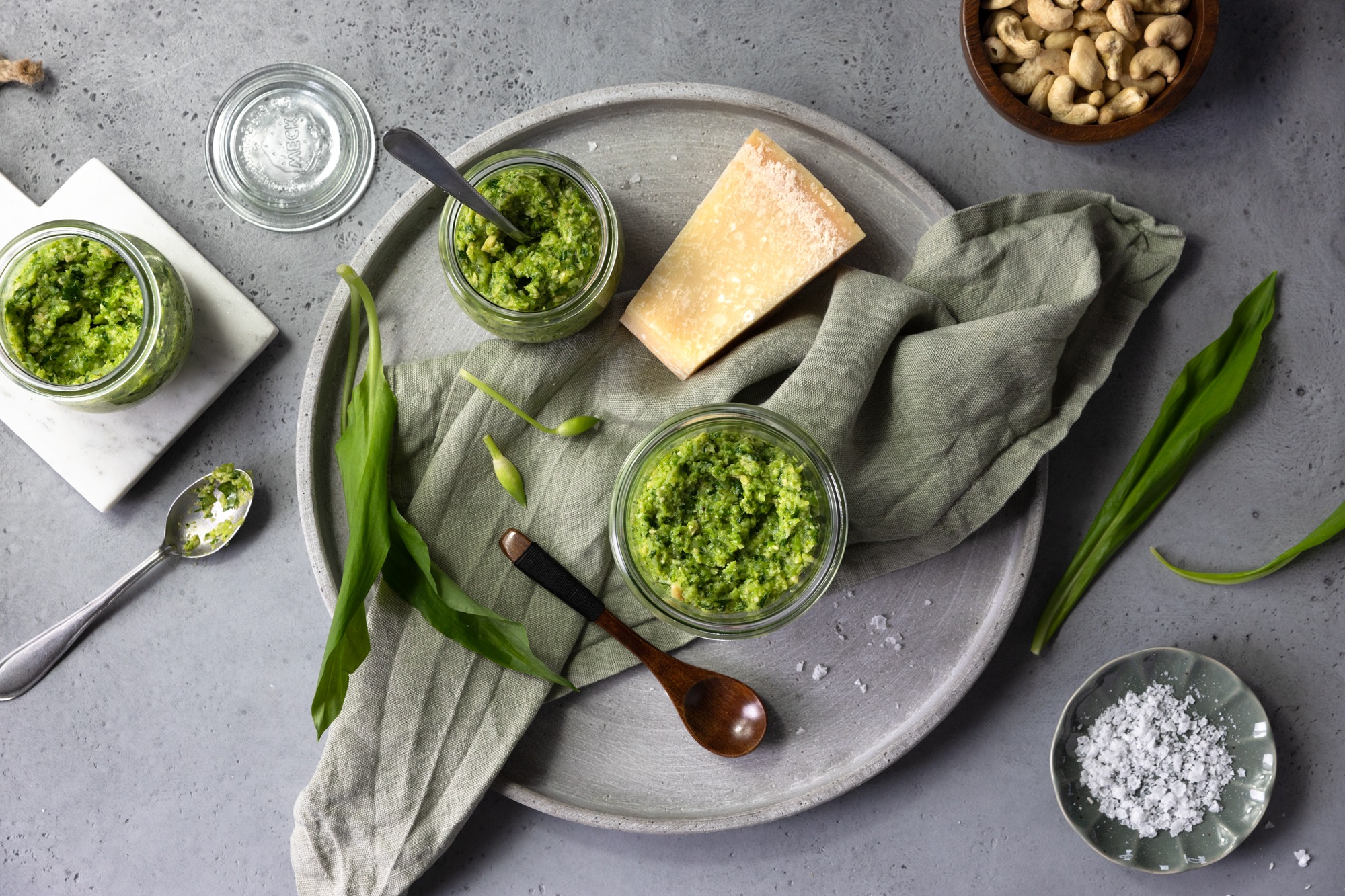 Bärlauch-Spargelpesto in einem Weck Glas